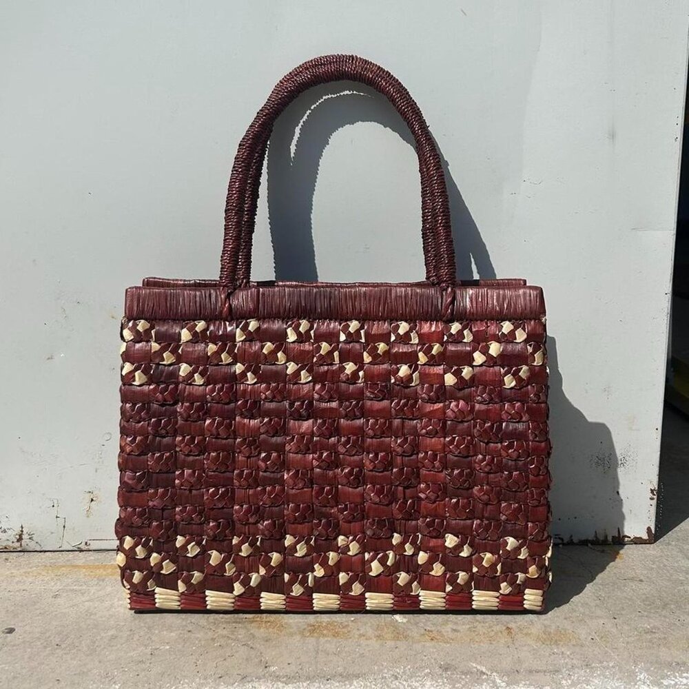 Handwoven Pacific Island Zipper Rustic Brown Pandan Straw Tote